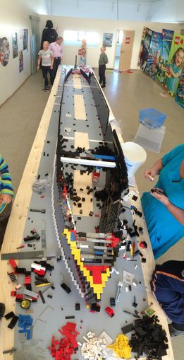 the world’s largest Titanic replica with Legos