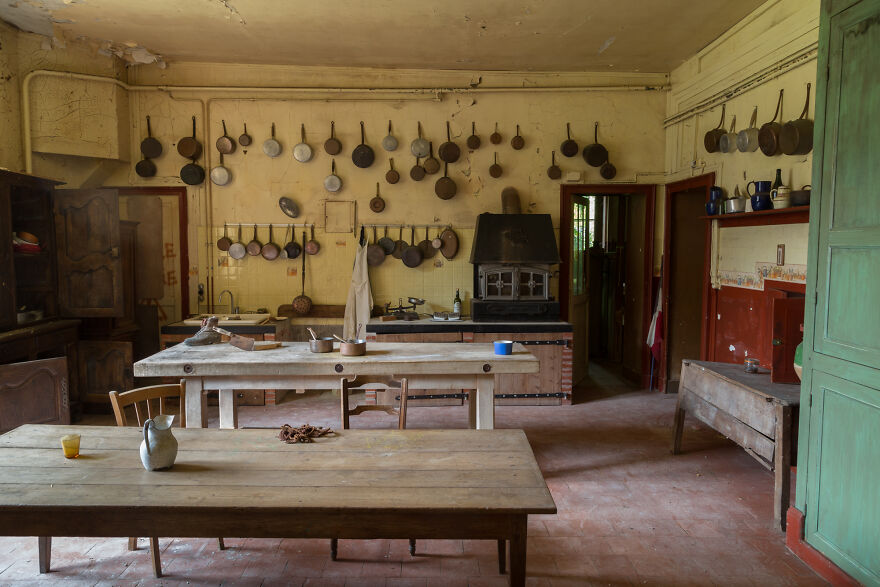 Abandoned Castle kitchen